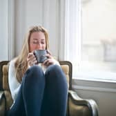 Staying warm doesn’t have to mean high heating bills (Photo: Pexels)