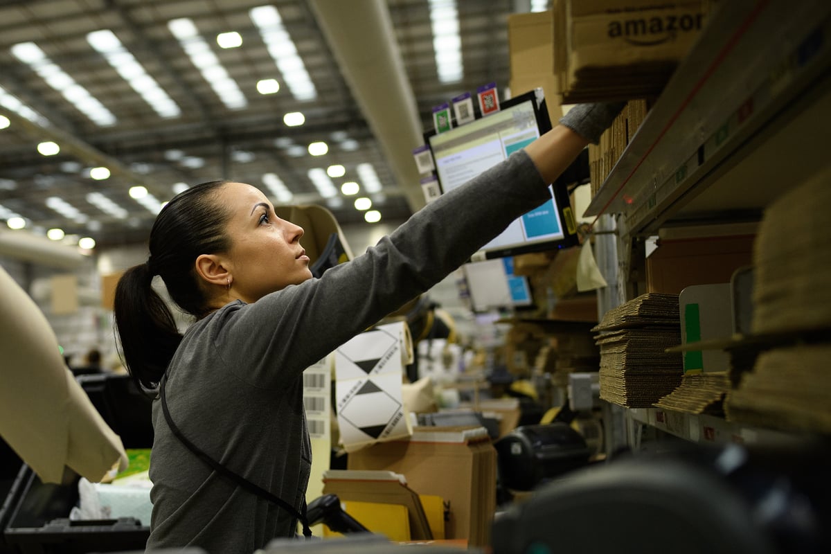 Amazon UK Jobs: Above-inflation Pay Rise Confirmed for Staff - How ...