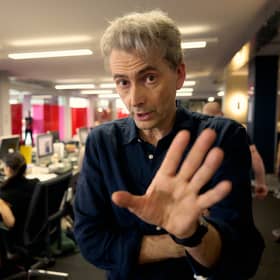 David Tennant as Nick Davies in The Hack. 