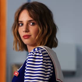 Robin (Maya Hawke) in Stranger Things season 3