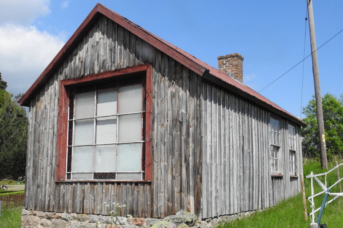 Scotland’s last shoemaking shop to be restored decades after it closed