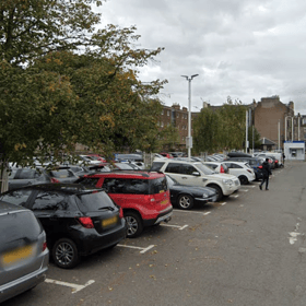 Police were called to the Tesco car park on Leith’s Duke Street.