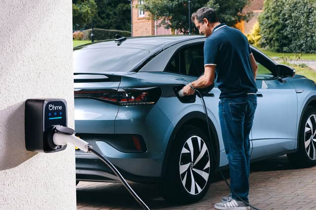 The slightly cheaper ePod is still smart, but doesn't come with a cable - so you have to use your car's accessory