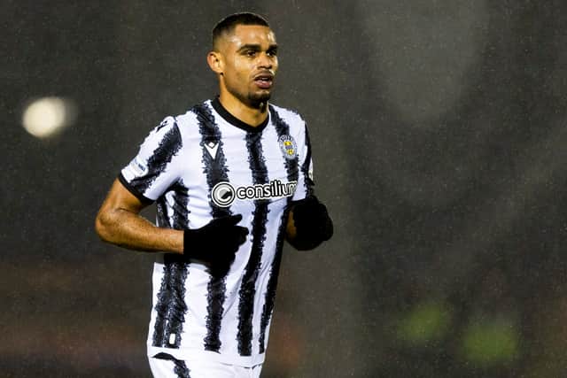 Mikael Mandron is expected to sign for Stevenage after leaving St Mirren earlier this summer.