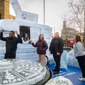 Tesco Mobile encouraged the public to focus on meaningful moments by bringing a frozen van to King’s Cross to hand out complimentary frozen yogurts to passers-by.