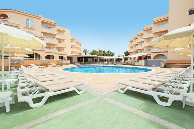 The Akeah Rosamar Hotel has everything you need for a relaxing break
