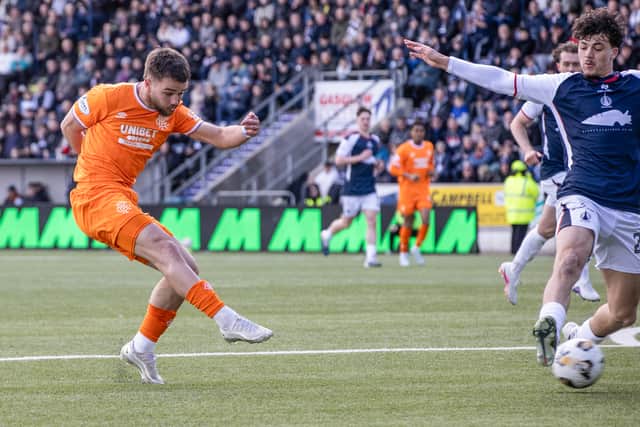 Nico Raskin rifles Rangers into a 3-2 lead against Falkirk