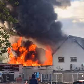 The Scottish Fire and Rescue Service (SFRS) said it was called to a “well-developed” fire on Bothwell Road in Uddingston just after 6pm.
