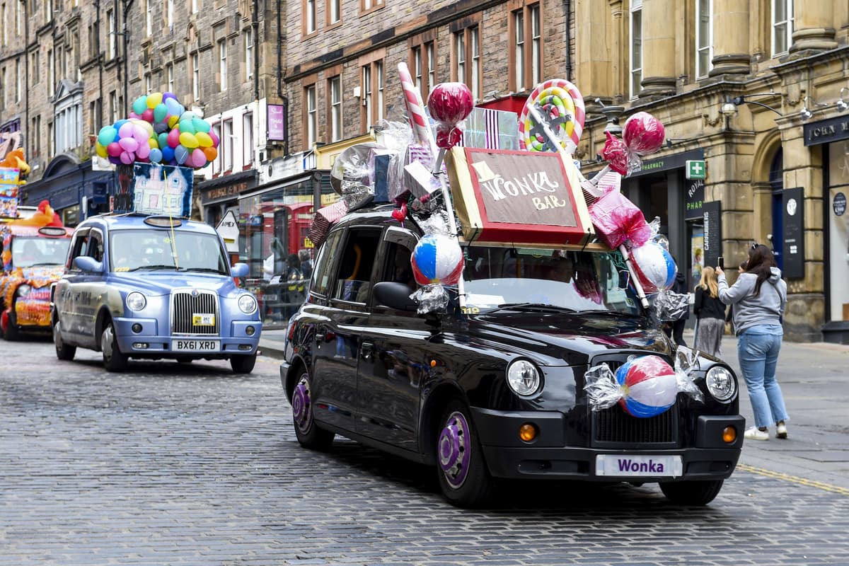Endgültige Bestätigung: Der Taxiausflug für Kinder in Edinburgh kann doch ...