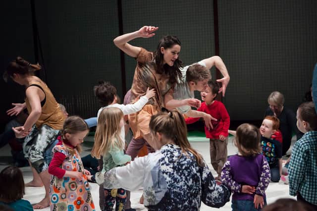Scottish Dance Theatre perform Fleur Darkin's Innocence