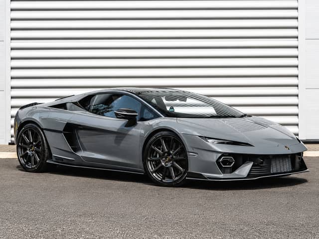 This heavily optioned Lamborghini Temerario comes with nearly £150,000 worth of upgrades and £5,000 cash
