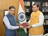 Sundeep Bhutoria, handing over a copy of Gitanjali to West Bengal Governor, Shri R N Ravi