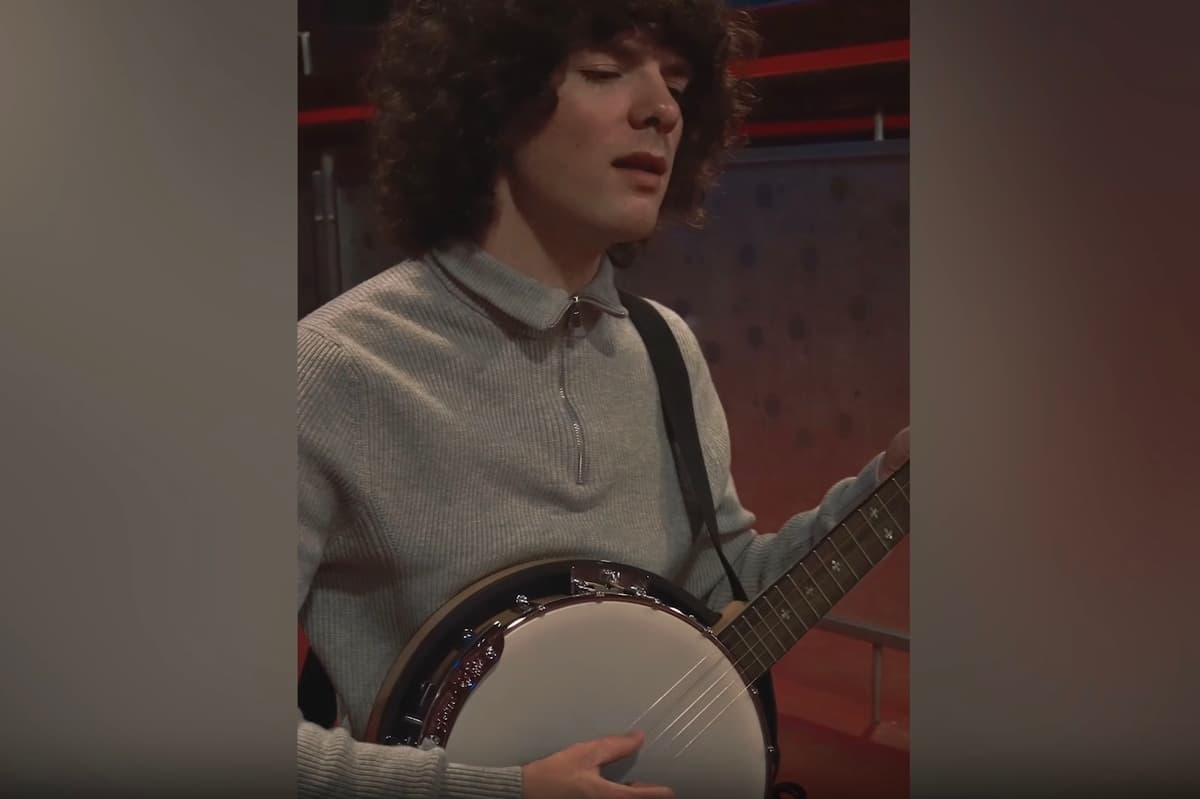 The Scotsman Sessions #433: Dylan John Thomas