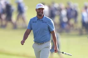 Wyndham Clark walks on to the 18th green during the first round of the 126th US Open at Shinnecock Hills Golf Club 