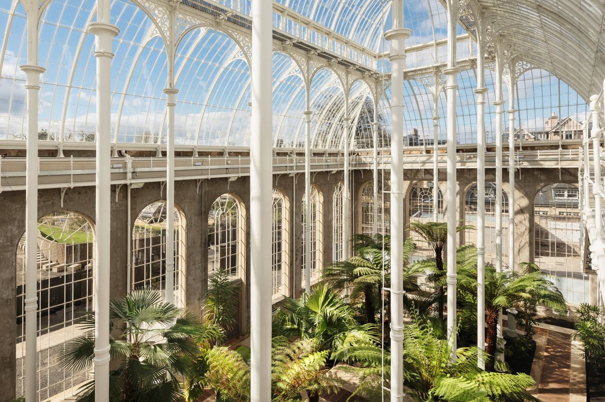 Then and now: The staff and students at Royal Botanic Garden Edinburgh recreate pictures from 1900s