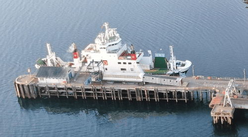 The passenger access system at Craignure beside Coruisk, a temporary secondary ferry on the route