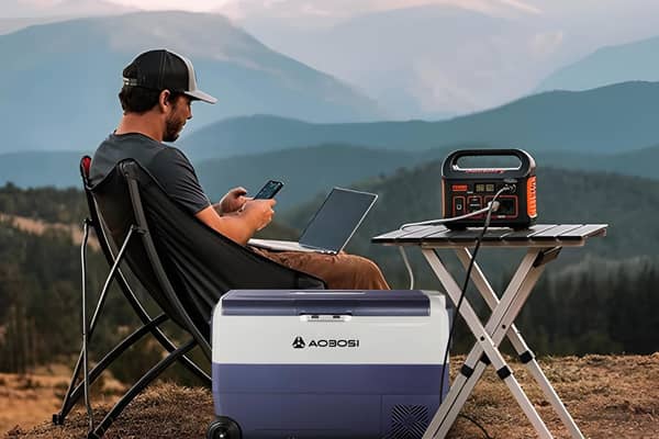 The AAOBOSI portable fridge freezer is designed for camping, caravans, motorhomes and road trips, with the flexibility to cool or freeze food on the move