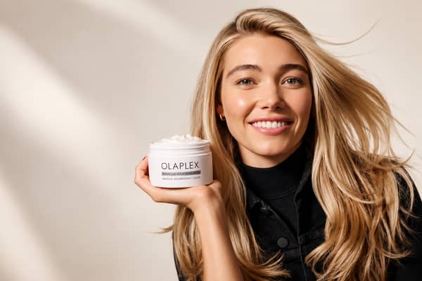 Olaplex's Weightless Nourishing Mask is designed to deeply hydrate while helping to maintain volume and shine.