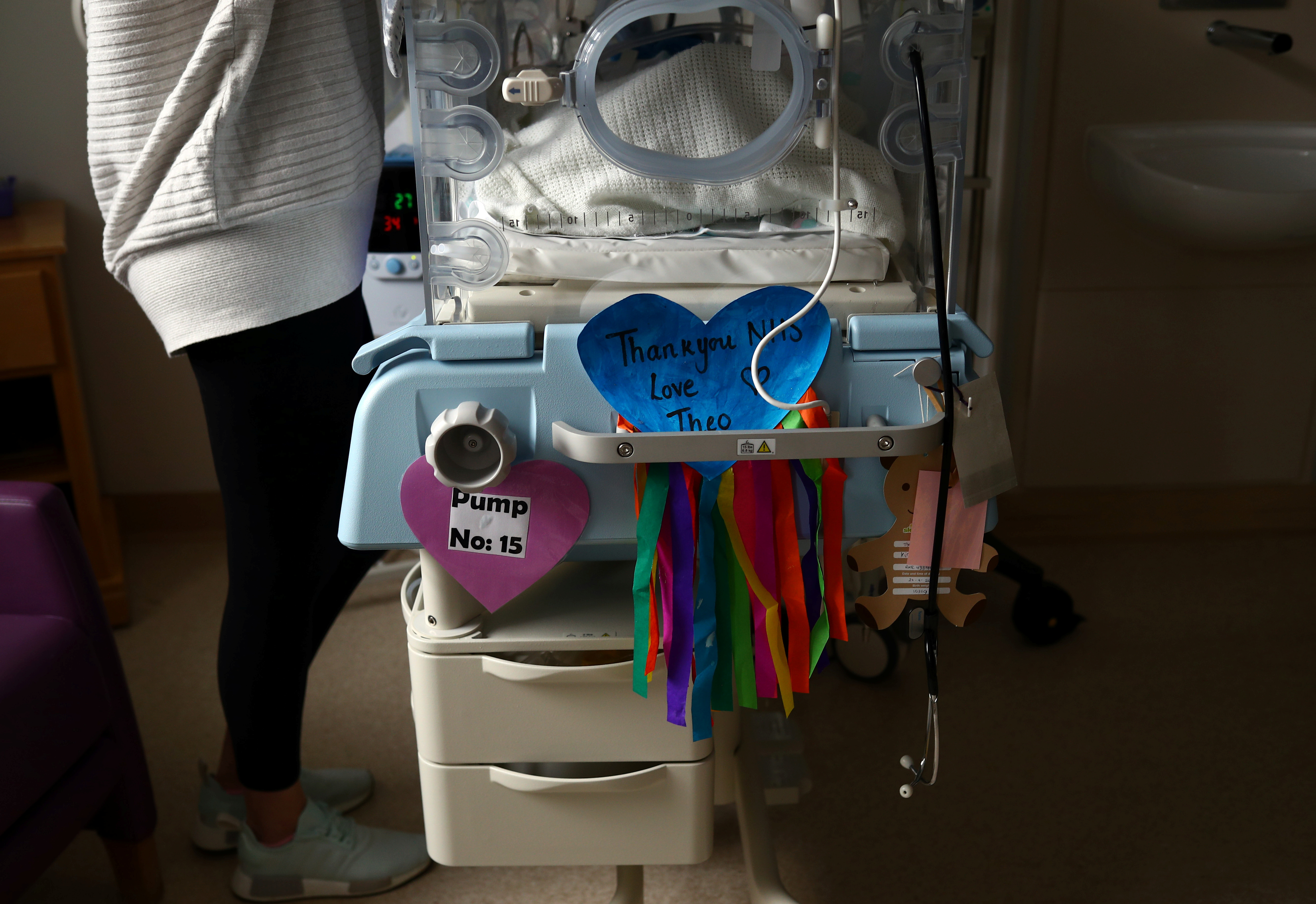 Health secretary defends plans to centralise neonatal intensive care