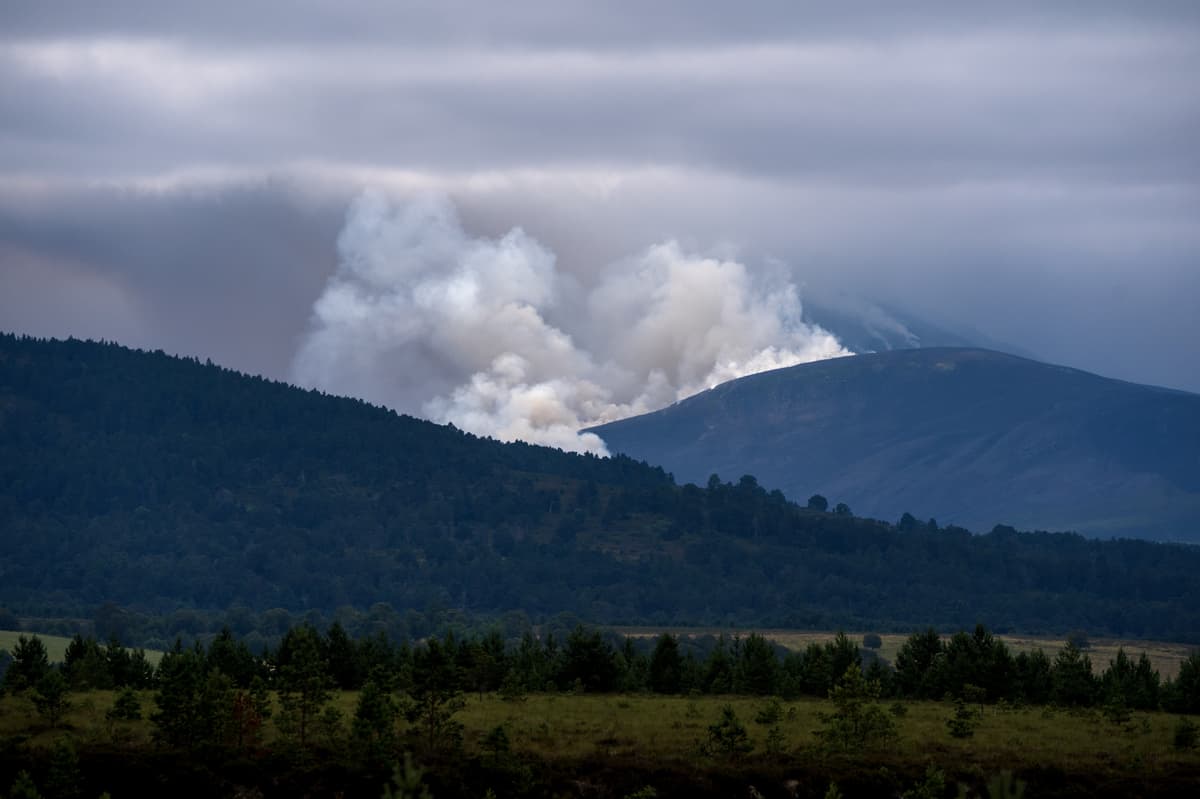 Cairngorms wildfire: Evacuated residents return home as 'major incident' ...