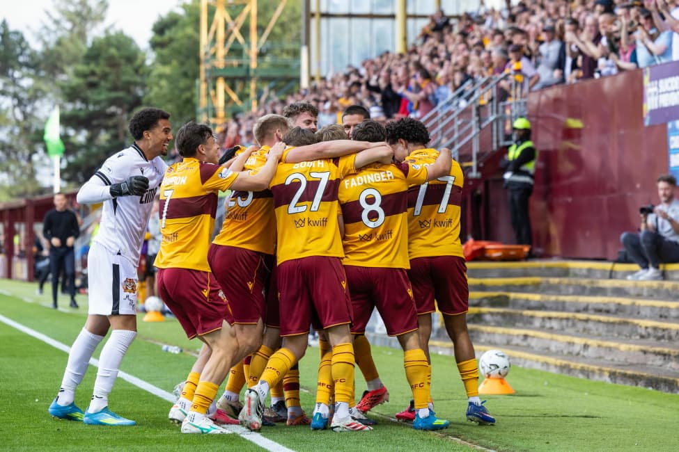 Motherwell bereitet sich auf den „Krieg“ im Conference-League-Krimi vor ...