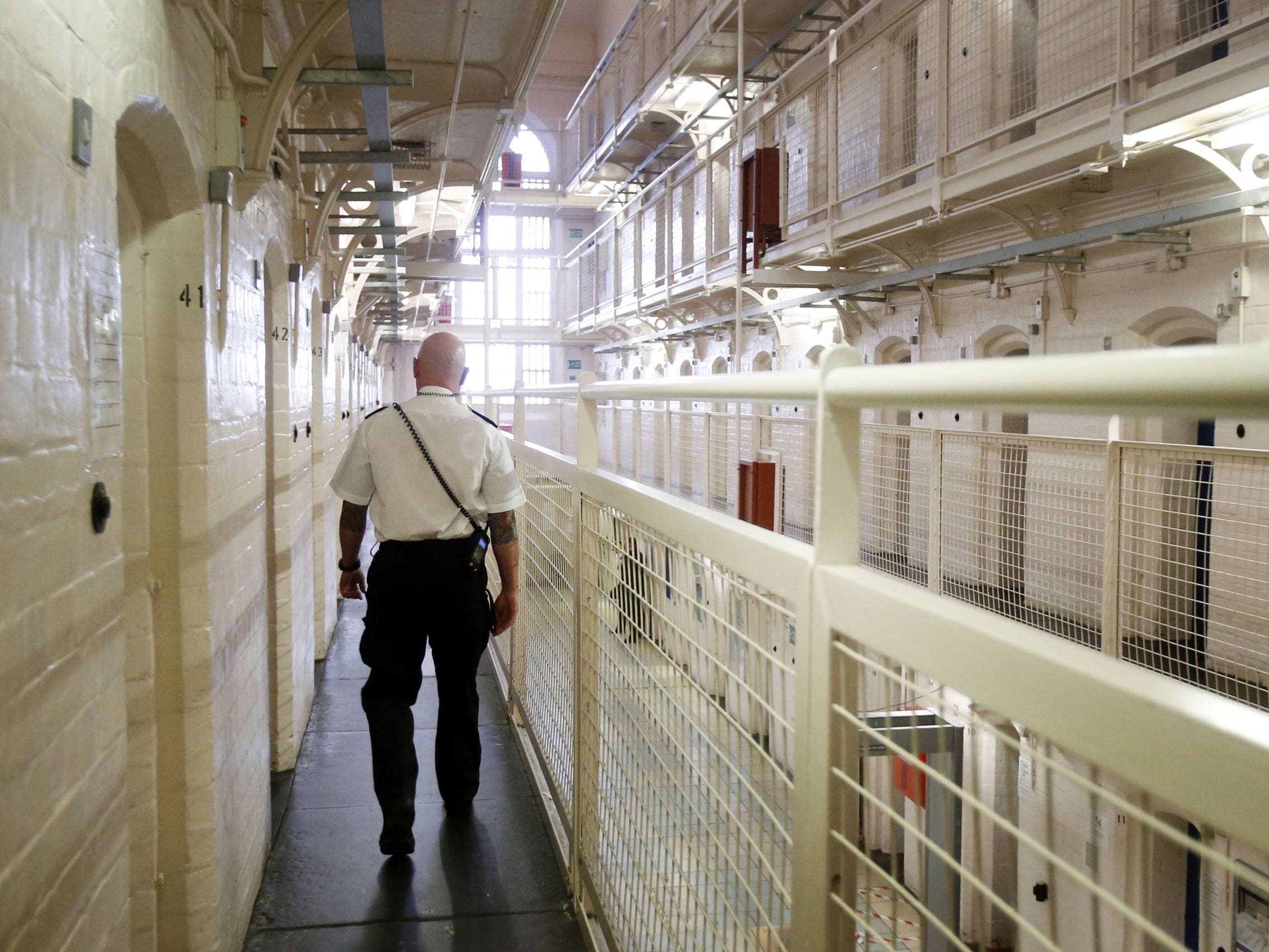 Deportation of foreign nationals in Scotland's overcrowed prisons must be 'urgently explored' amid rise