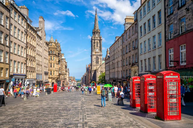 The Royal Mile on a surprisingly quiet day