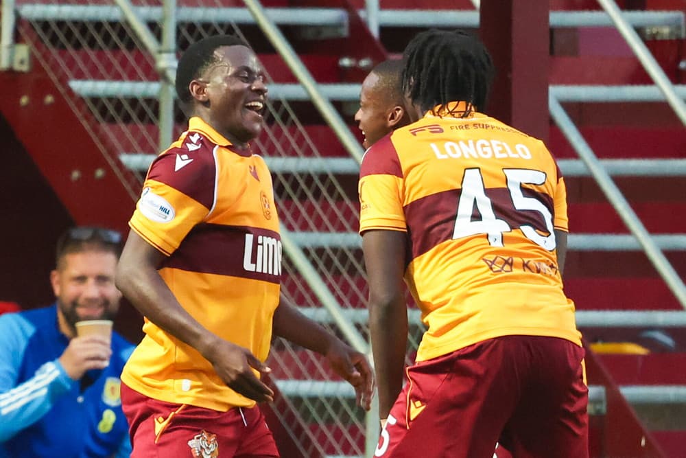 Motherwell bereit für Freiburg im „Festung“-Stadion Fir Park ...