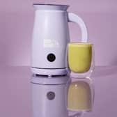 The Bird & Blend Matcha Latte Magic Whisk is designed to make preparing smooth, creamy matcha lattes at home easier.