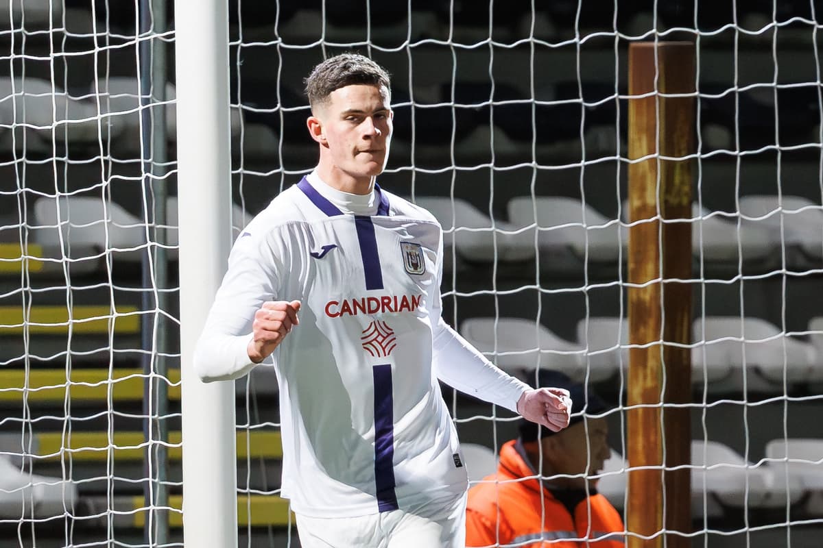 Robbie Ure hailed after dream Sevilla debut as Scottish striker makes ...