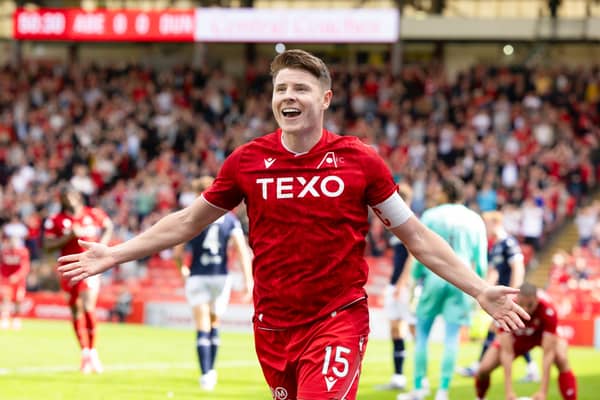 Aberdeen captain Kevin Nisbet has scored nine goals in seven games for Aberdeen this season (Pic: SNS)