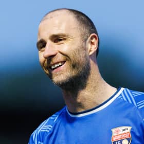 Montrose defender Sean Dillon has broken the record for the oldest outfield player in SPFL history. (Photo by Ross Parker / SNS Group)