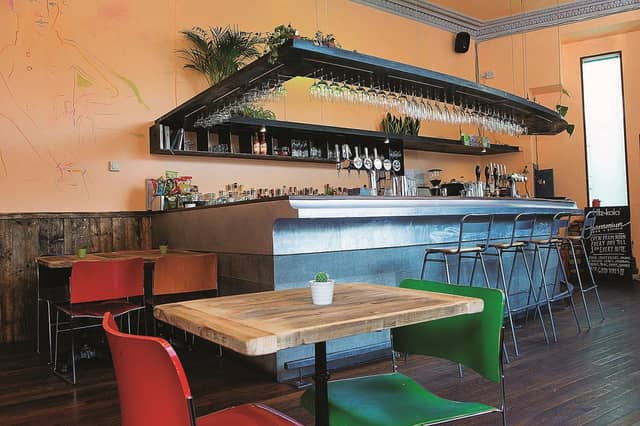 HARMONIUM restaurant review, Henderson Street BOTH SHAPES AND EXTERIOR