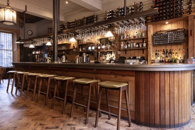 best food and drink near Outlander filming locations Stravaigin