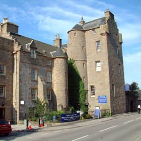 Dornoch-Castle-front-