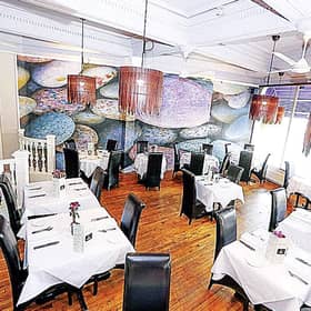 Agoon Pani, Edinburgh