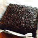 1Christmas cake bare