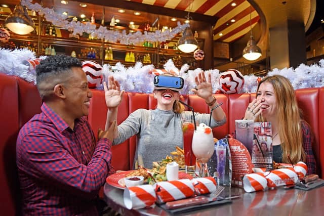 TGI Fridays create a restaurant-first in the UK with a 4D virtual reality experience in-store, generating Jingle Effect moments in a way only Fridays can. Using Oculus virtual reality technology, well take wearers on a magical journey on a dog sled through the wintery wonderland of Lapland, all experienced from the comfort and warmth of their local Fridays restaurant.