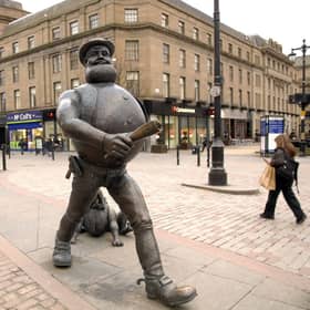 18/02/09, TSPL, Scotsman. Dundee. Statue of DC Thomson comic character Desperate Dan in the City Square, Dundee.  pic Ian Rutherford