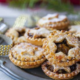 Are you a fan of mince pies? (Photo: Shutterstock)