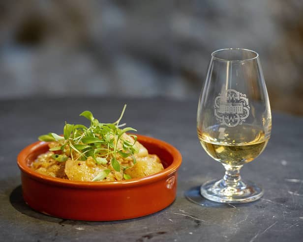 Vegan Tapas Dishes from Mono paired with SMWS whiskies.
Goan Curry paired with 82.26. Juicy, Oak & Vanilla.