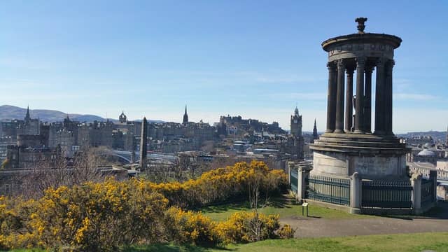 edinburgh-1138609_960_720