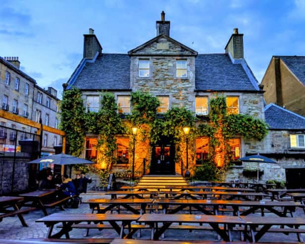 The best pubs in Edinburgh to watch this weekend's rugby.