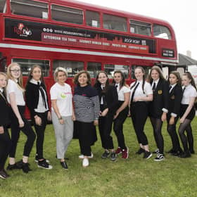 19/06/18
 SHETTLESTON - GLASGOW
 To photograph Charity Freeshare Glasgow & West of Scotland launching their Holiday Hunger campaign.
 Pictured  is school kids with left to right Nikki McDonald, Giovanna Eusebi