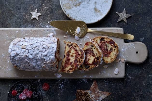 Aldi-Specially-Selected-Black-Forest-Luxury-Topped-Stollen-2-e1544626325379[1]