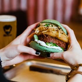 BrewDog Hybrid Burger