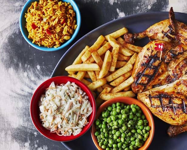 nando's October