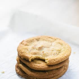 white chocolate cookies