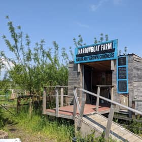 Narrowboat Farm Linlithgow
