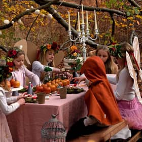 1st_Apple_Amanda Farnese Heath_Table of dreams